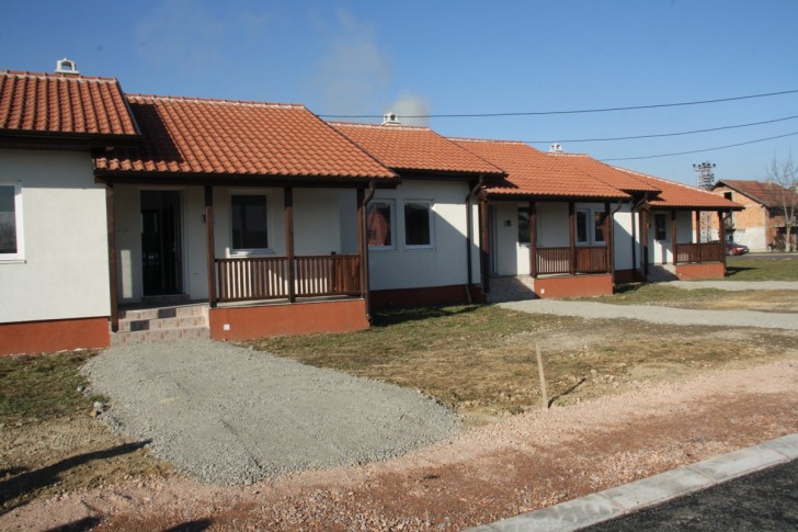 Donirane kuće na Sandića imanju