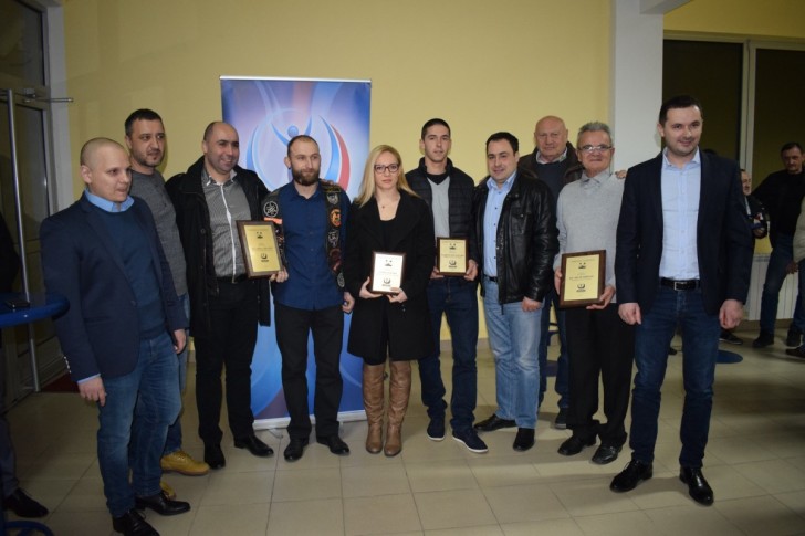 Nagrđeni sa predstavnicima Opštine