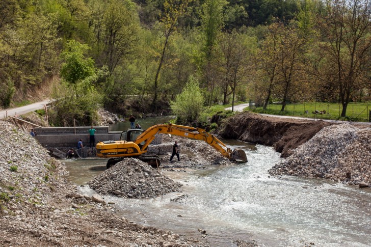 Radovi na gabionskoj brani