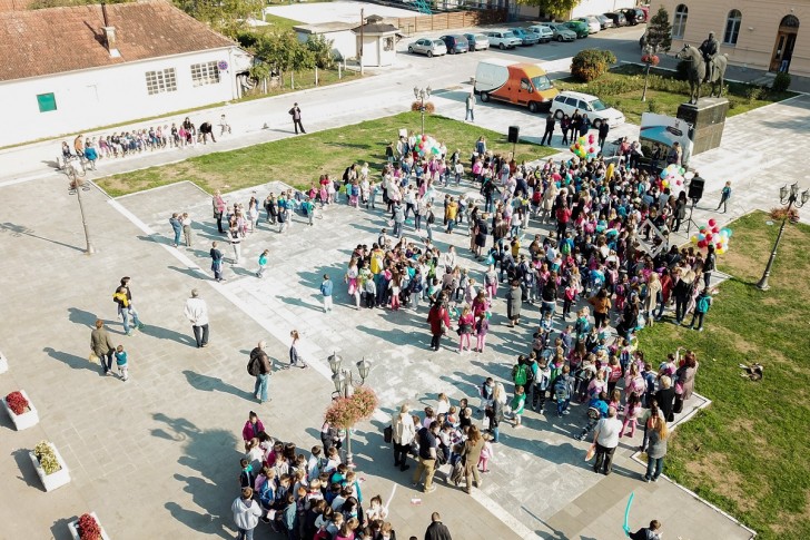 Otvaranje Dečje nedelje na Trgu u Mionici