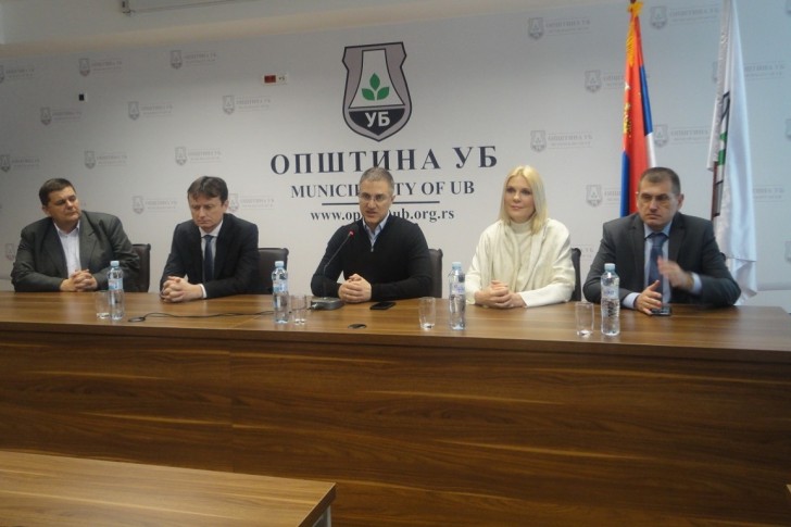 Stefanović sa saradnicima i opštinskim rukovodstvom