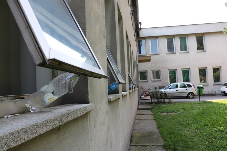 Prozori na Centru za rehabilitaciju 