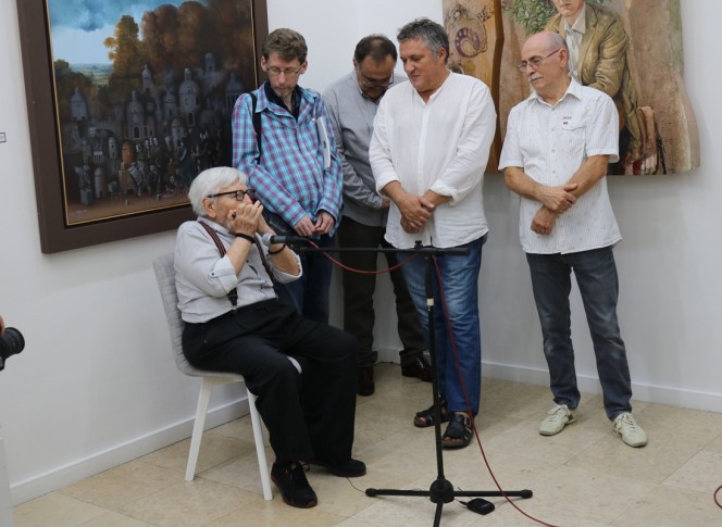 Tikalo svira na usnoj harmonici