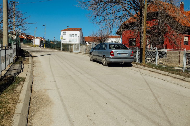 Prva proleterska bez trotoara