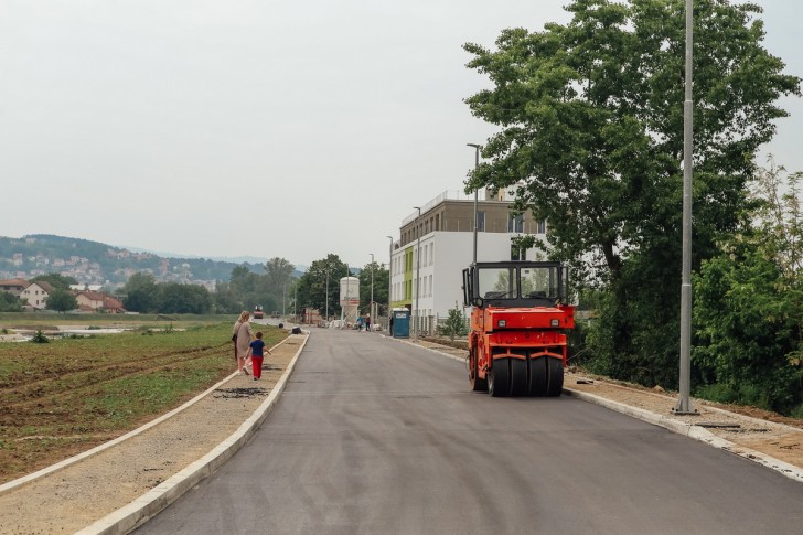 Radovi u Ulici Mirka Obradovića