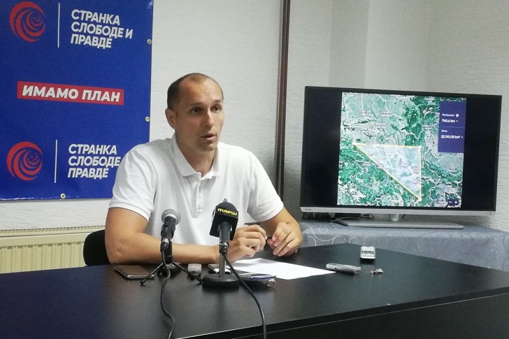 Igor Radošević 
