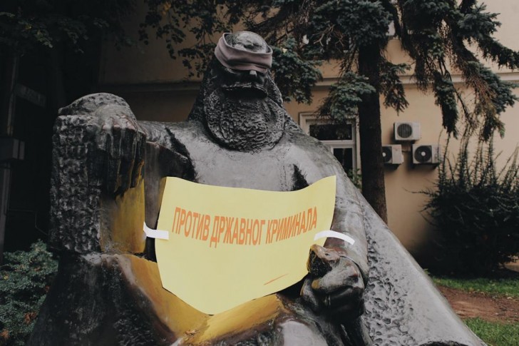 Spomenik proti Mateji Nenadoviću