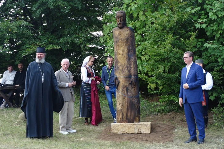 Otkrivanje skulpture
