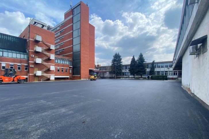 Parking u krugu Bolnice