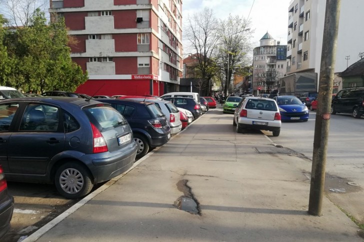 Trotoar u Hajduk Veljkovoj