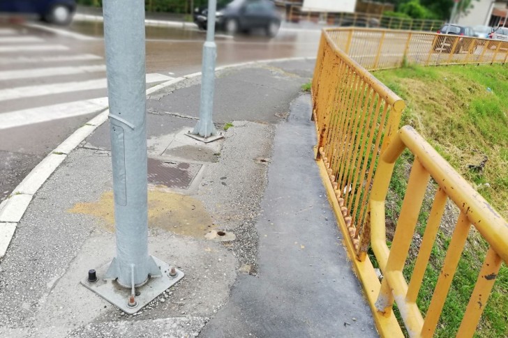 Proširen trotoar i pomerena ograda
