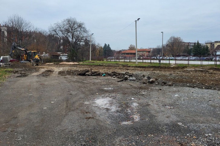 Parking u Kolubari 2