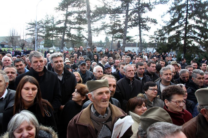 Predizborni skup u Mionici