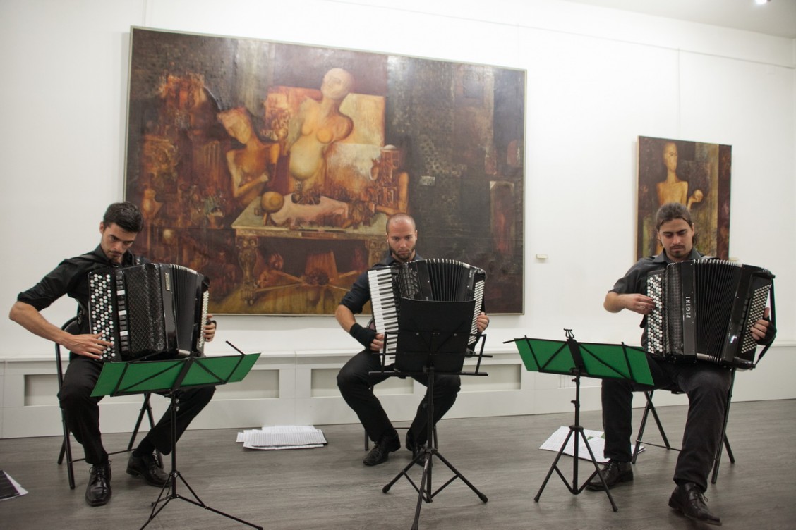 "Trio harmonika assahra" koncert