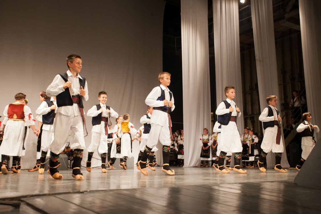 Veče folklora