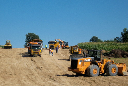 Početak radova na Koridoru 11, Nepričava, jul 2010. (foto: Darija Ranković)