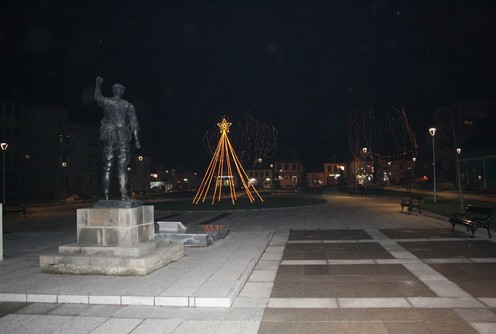 Novogodišnja rasveta na Ubu (arhiva) (foto: Milovan Milovanović)