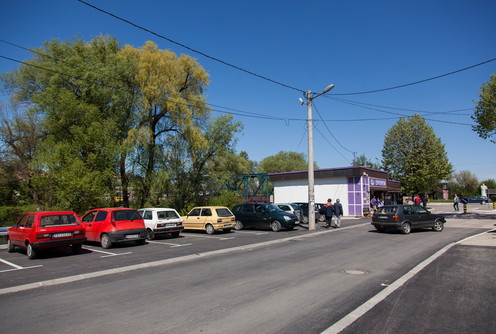 Parking kod Europroma (foto: Đorđe Đoković)