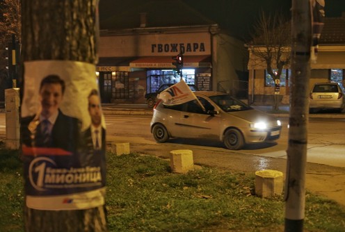 Slavlje naprednjaka ulicama Mionice (foto: Đorđe Đoković)