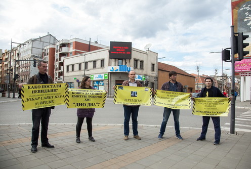 Aktivisti Lokalnog Fronta Valjevo (foto: Đorđe Đoković)