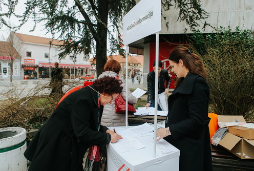 Akcija Imamo pravo da znamo: Kada će Valjevo da prodiše (foto: Đorđe Đoković)