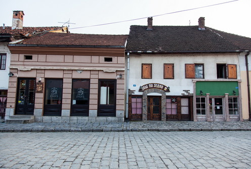 Kafane u Tešnjaru (ilustracija) (foto: Đorđe Đoković)