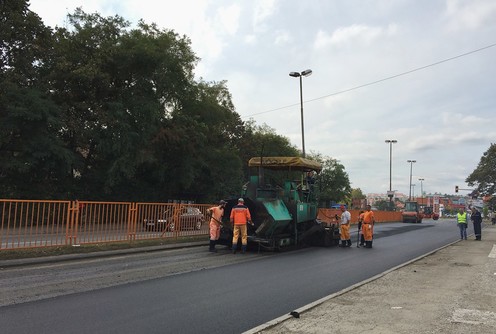 Radovi na duplim trakama (foto: Đorđe Đoković)
