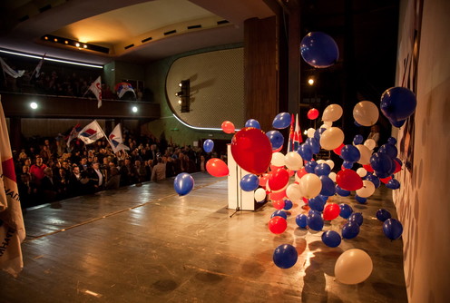 Miting SNS i SPS u Valjevu (predsednički izbori 2017.) (foto: Đorđe Đoković)