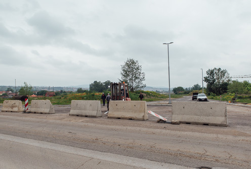 Radovi na izgradnji kružnog toga (foto: Đorđe Đoković)