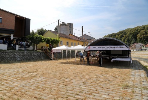 Sporna šatra (foto: Milan Marković.)