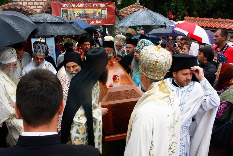 Prenos Justinovih moštiju (foto: Sreten Pantelić)
