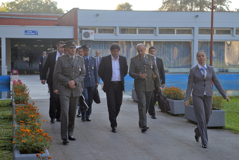 Ministar Gašić u Krušiku (foto: Đorđe Đoković)