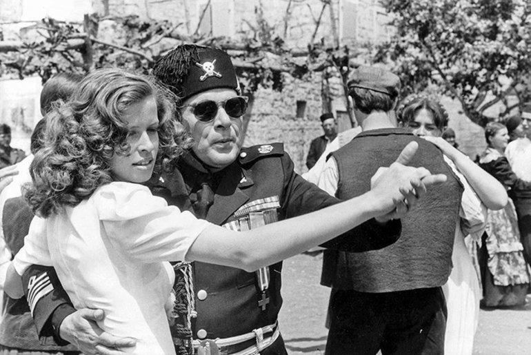 Ena Begović u Padu Italije