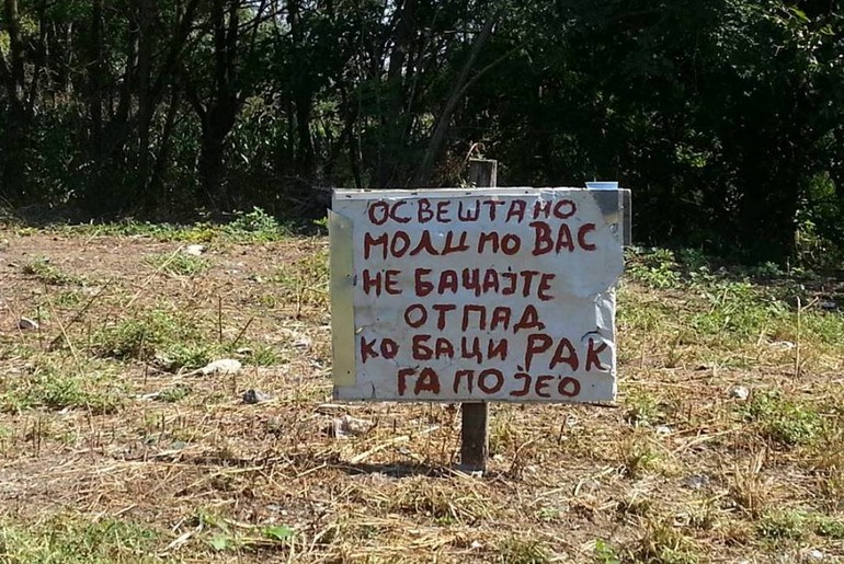 Tabla upozorenja (foto: TV Vujić)