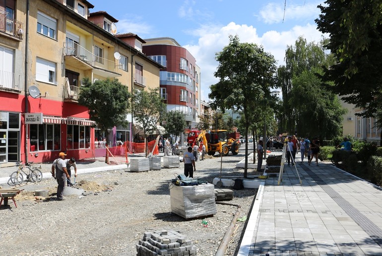 Radovi u Karađorđevoj ulici (foto: Kolubarske.rs)
