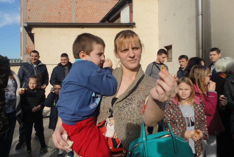 Biljana Nikolić sa sinom Srećkom (foto: Dragana Nedeljković)