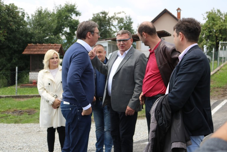 Mihailović, Vučić, Drobnjak i ostali (ilustracija) (foto: Kolubarske.rs)