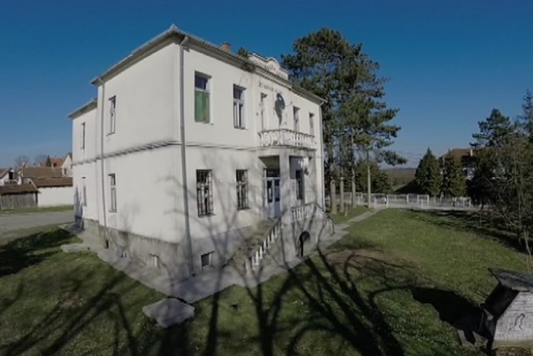 Zadružni Dom zdravlja u Banjanima (foto: Dragan Belajac Džagi)