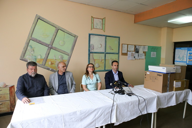 Predstavnici bolnice i Mionice (foto: Đorđe Đoković)
