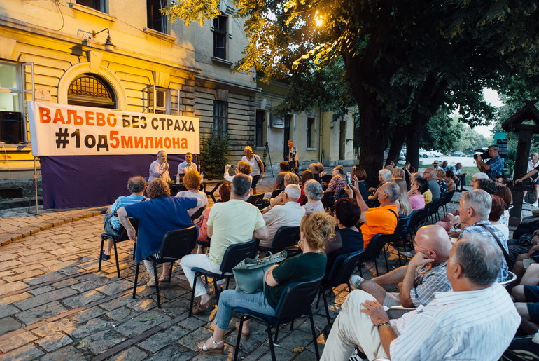 Razgovori pod lipom (ilustracija) (foto: Đorđe Đoković)
