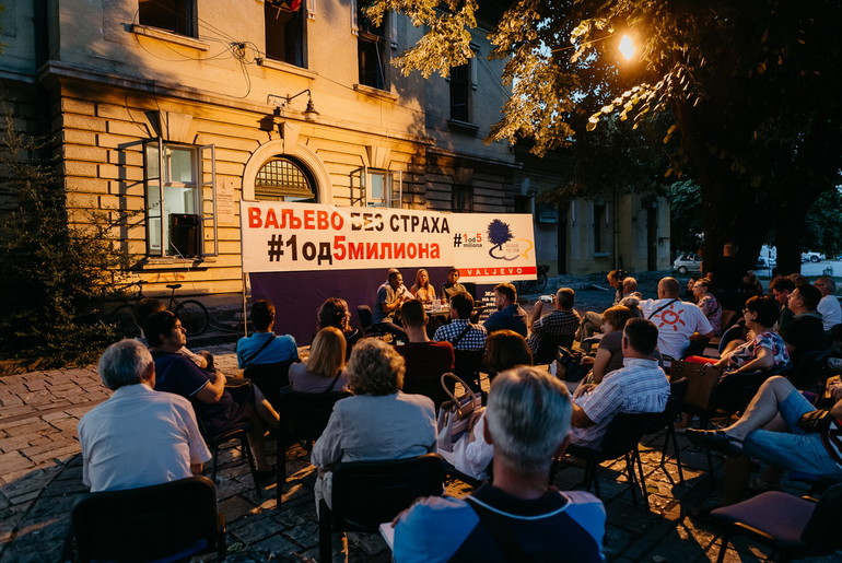 Razgovori pod lipom (foto: Đorđe Đoković)