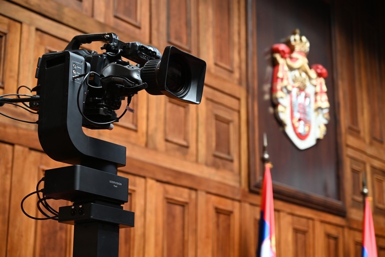 Zanusovi roboti u Skupštini (foto: Zanus)